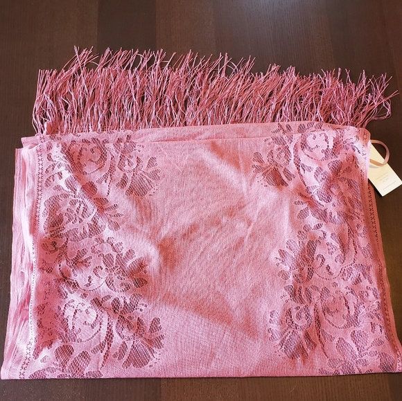 🍂🍁🍂David & Young fringe shawl-layer,year round, accessories, one size, boho. - Picture 11 of 13